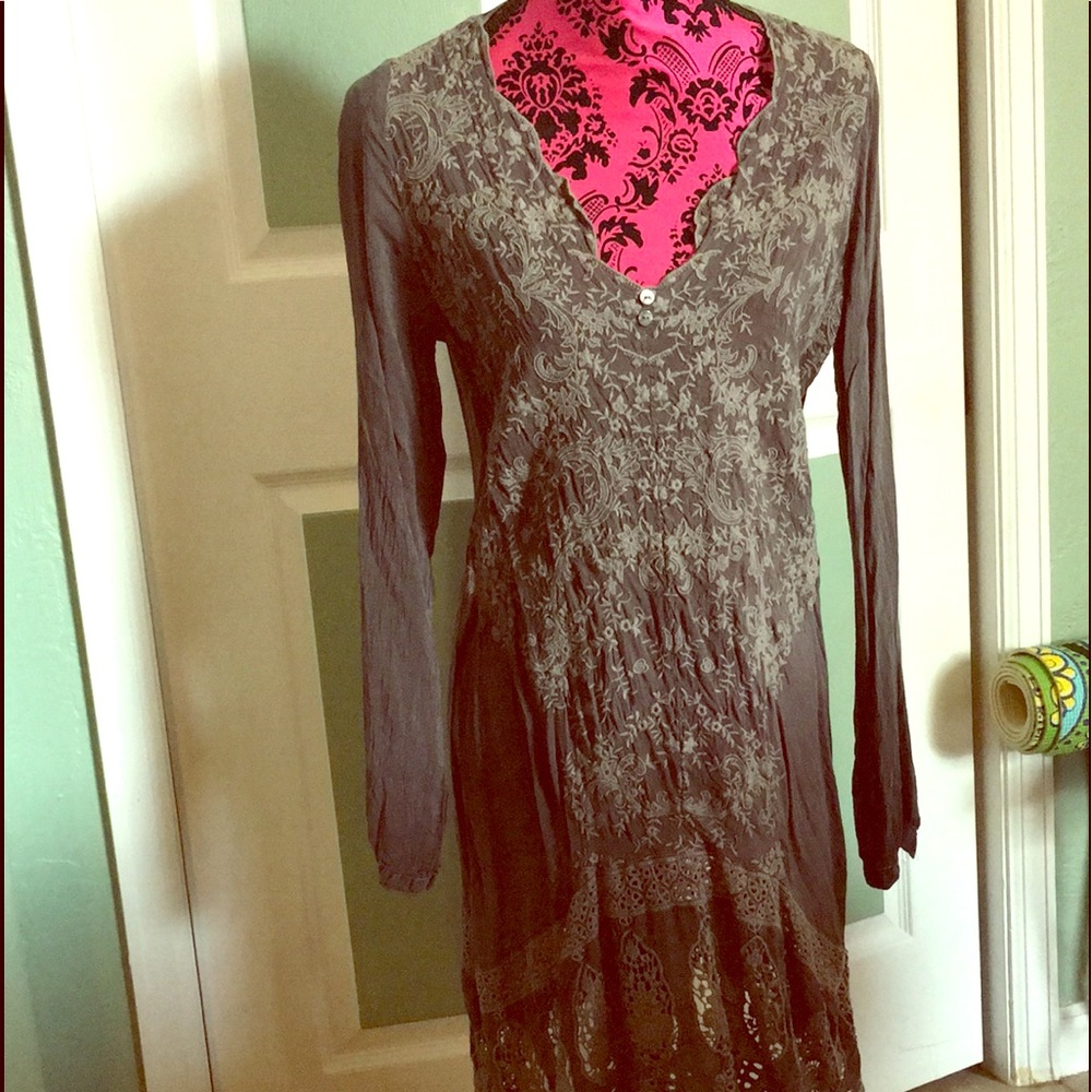 Women's dress